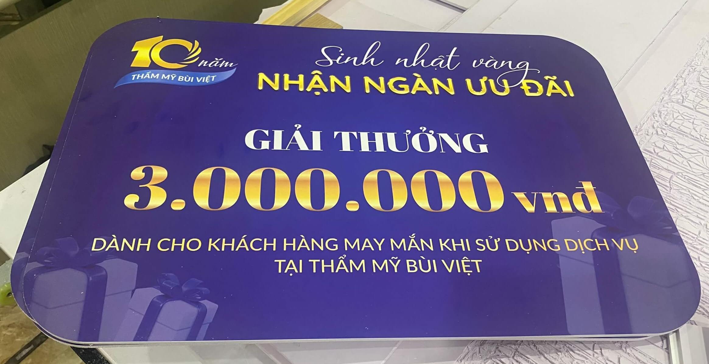 Tranh fomex là gì? Ưu điểm của tranh formex in bang trao giai